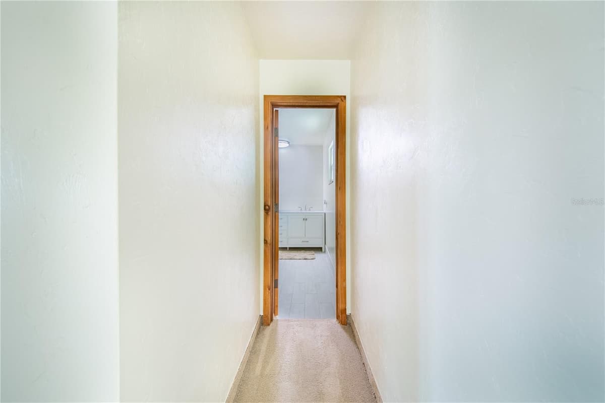 1646 TYNER ROAD — photo 34 of 64