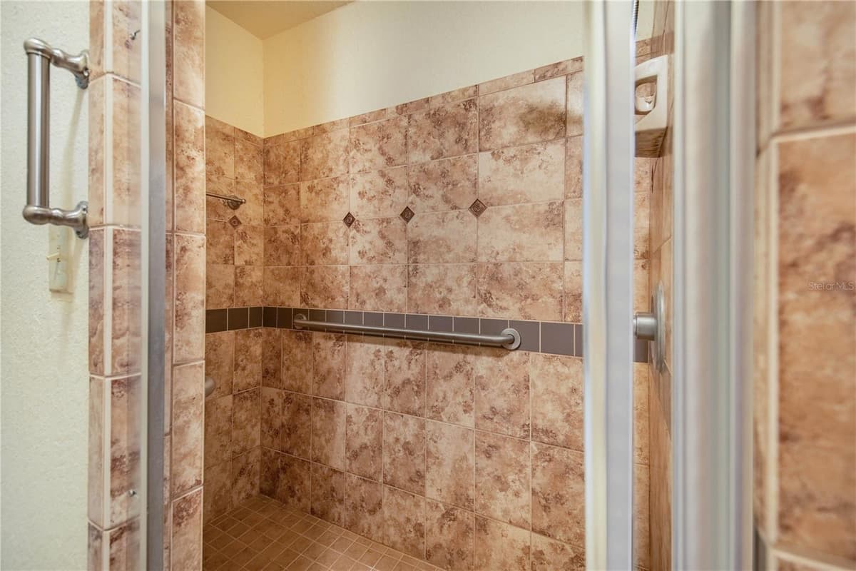 1646 TYNER ROAD — photo 41 of 64