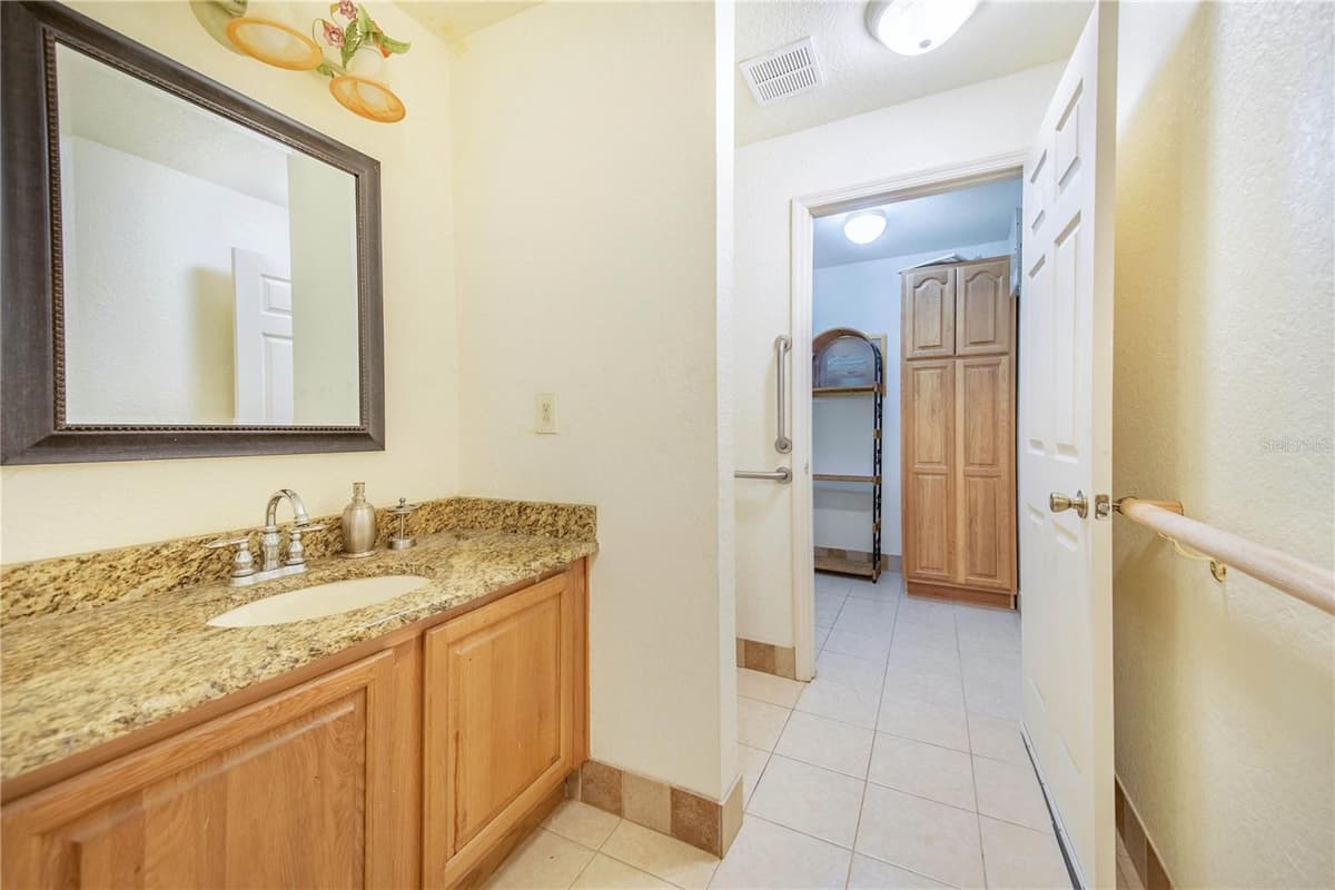 1646 TYNER ROAD — photo 42 of 64