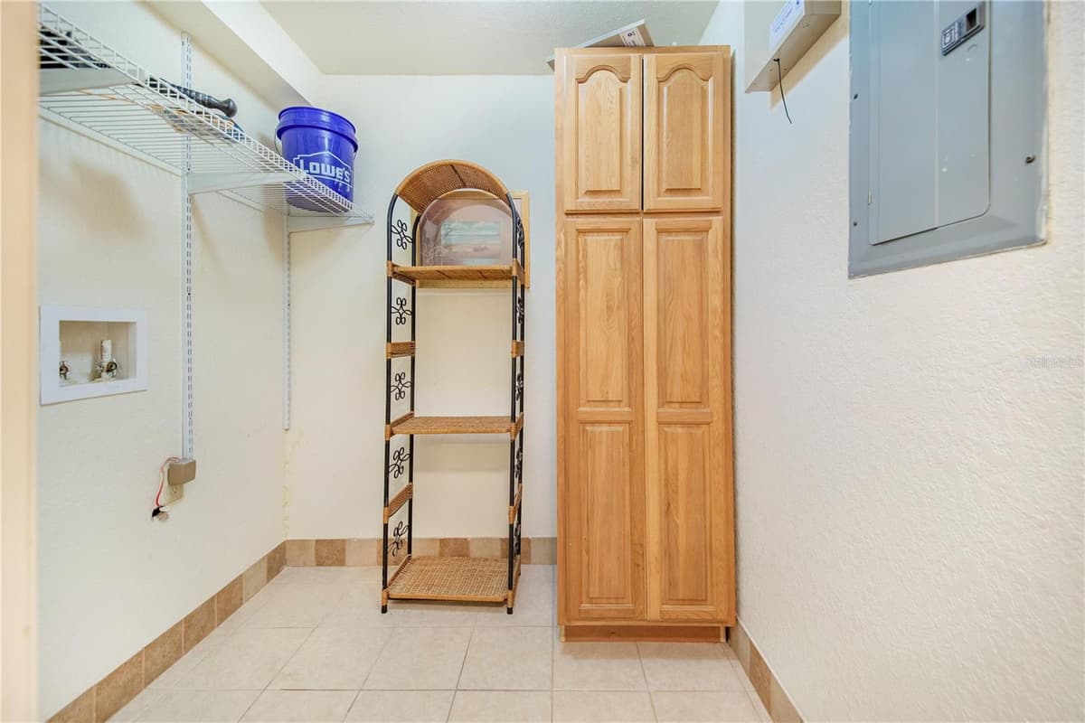 1646 TYNER ROAD — photo 44 of 64