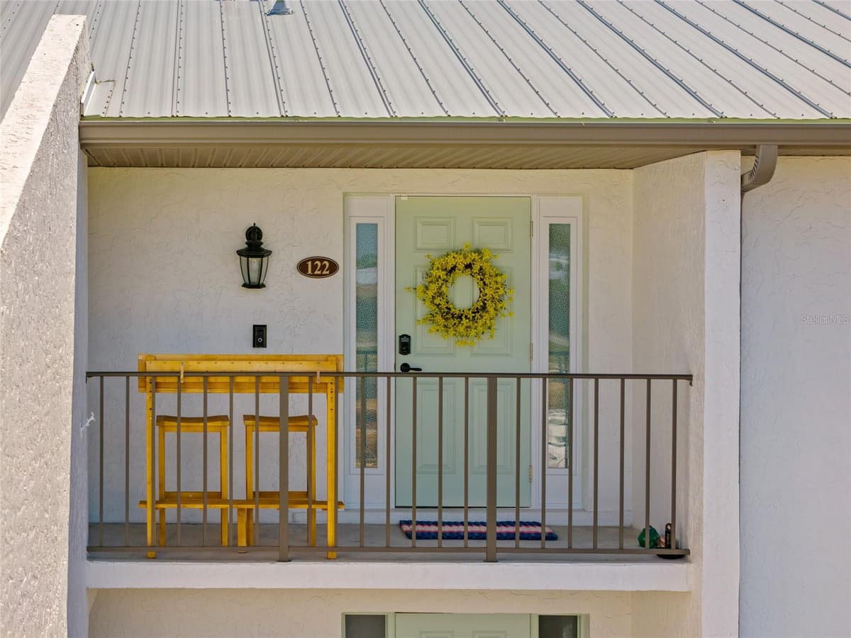 1318 WESLEY DRIVE — photo 6 of 42