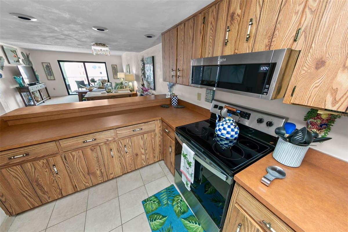 3800 ATLANTIC AVENUE — photo 18 of 56