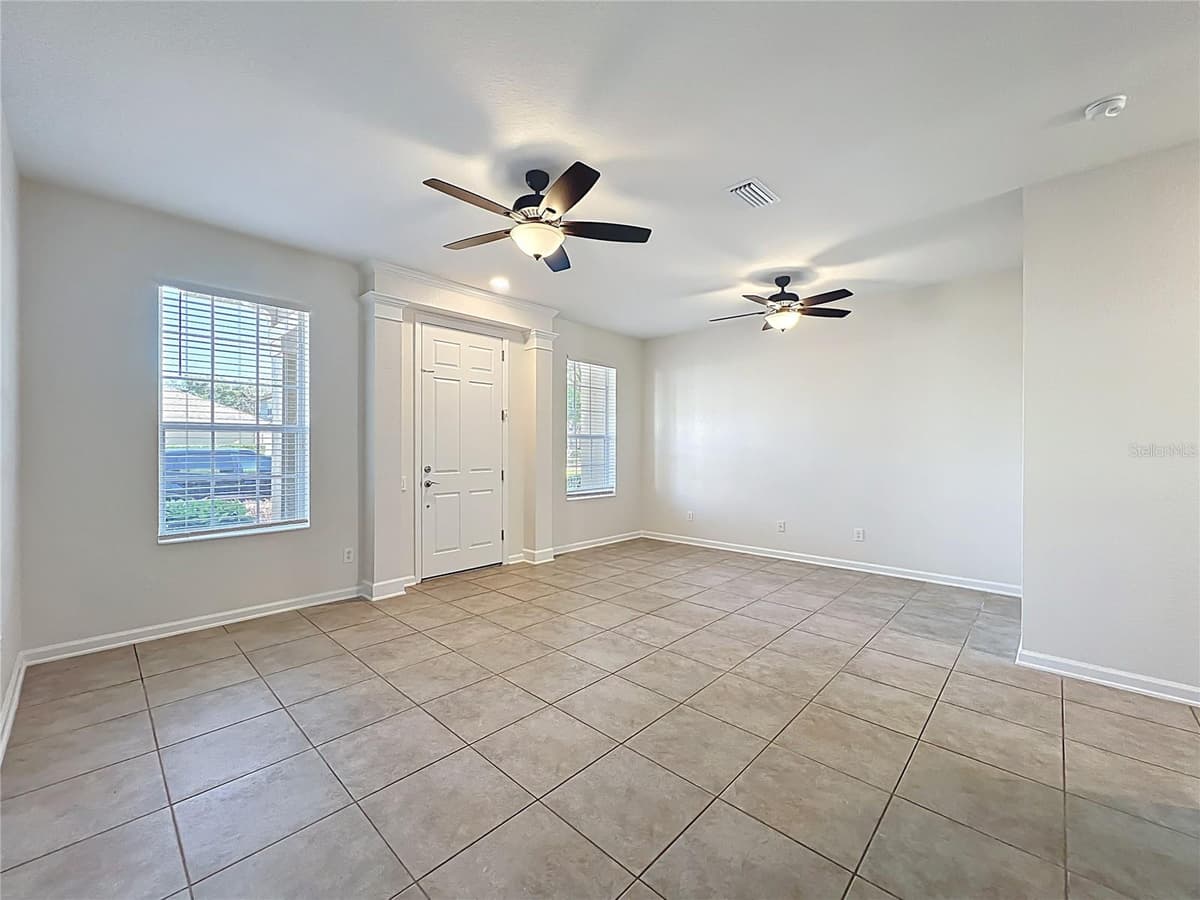 12930 VENNETTA WAY — photo 3 of 38