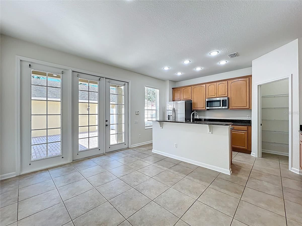 12930 VENNETTA WAY — photo 5 of 38