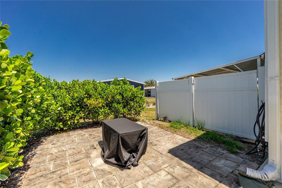1431 SANDERLING DRIVE — photo 47 of 59