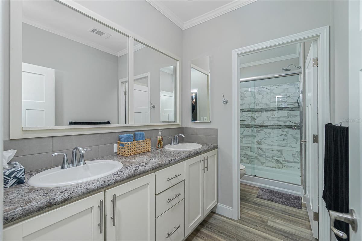 1431 SANDERLING DRIVE — photo 22 of 59