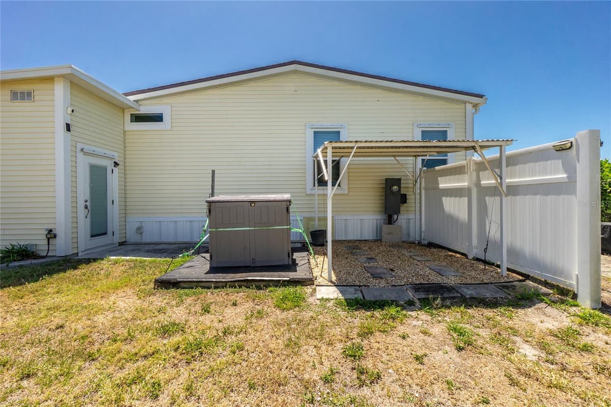 1431 SANDERLING DRIVE — photo 49 of 59