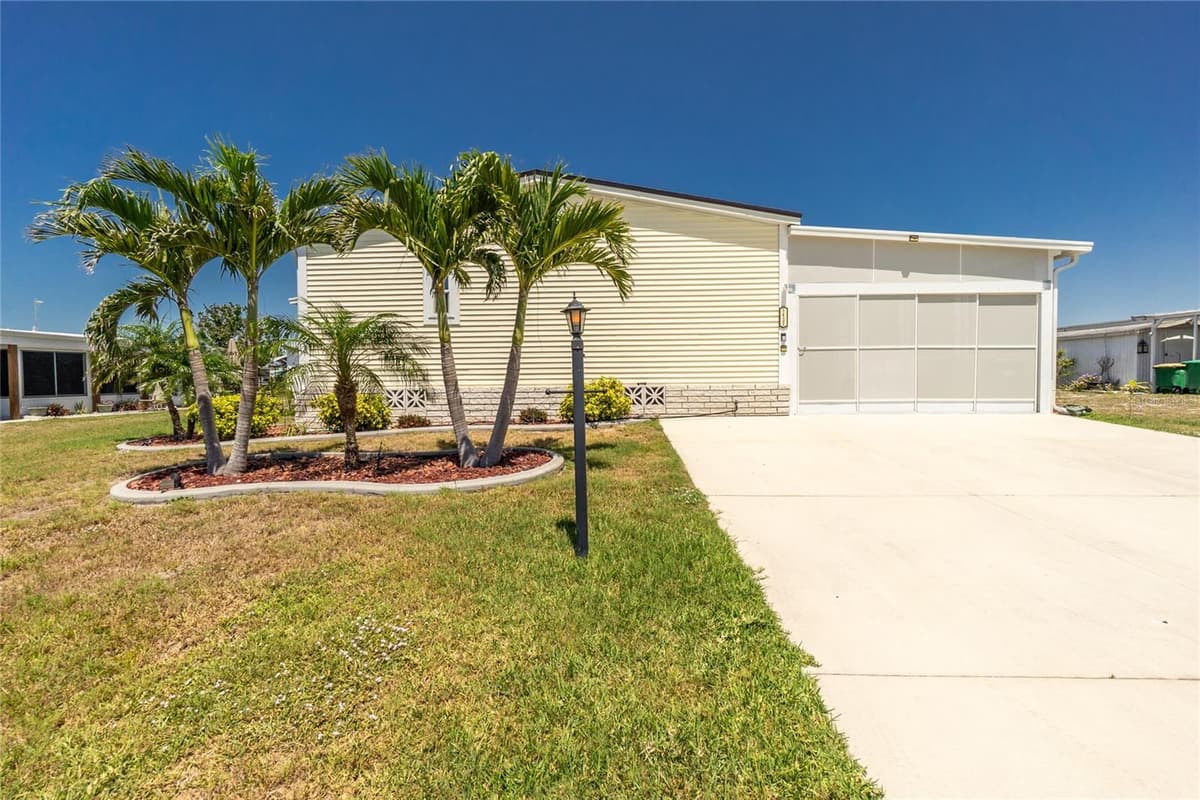 1431 SANDERLING DRIVE — photo 1 of 59