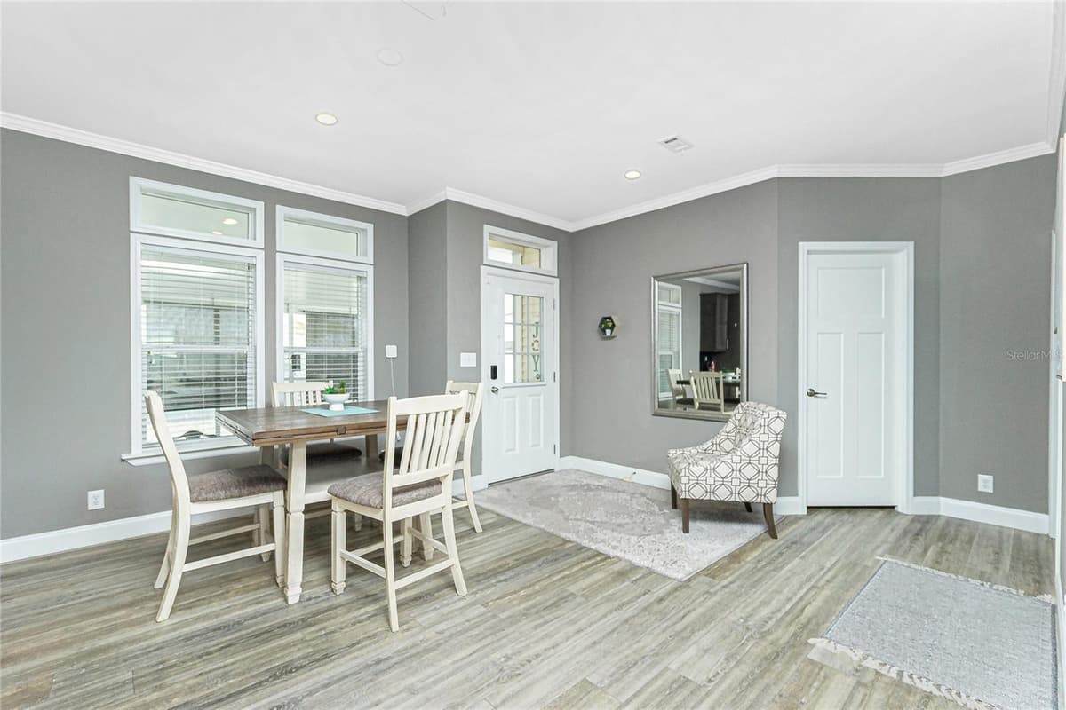 1431 SANDERLING DRIVE — photo 15 of 59