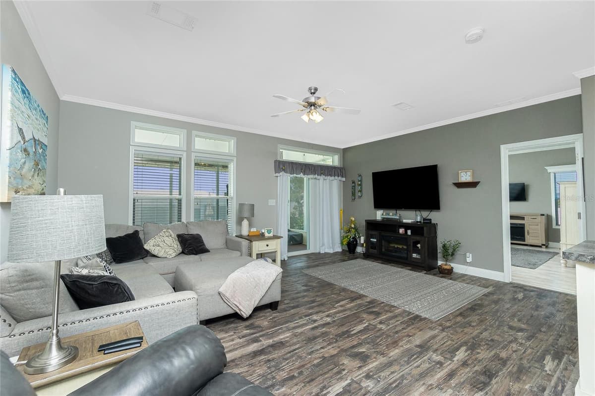 1431 SANDERLING DRIVE — photo 18 of 59