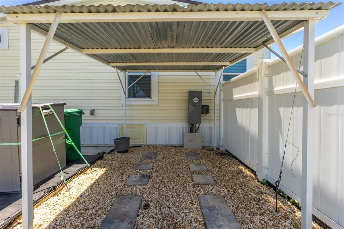 1431 SANDERLING DRIVE — photo 50 of 59