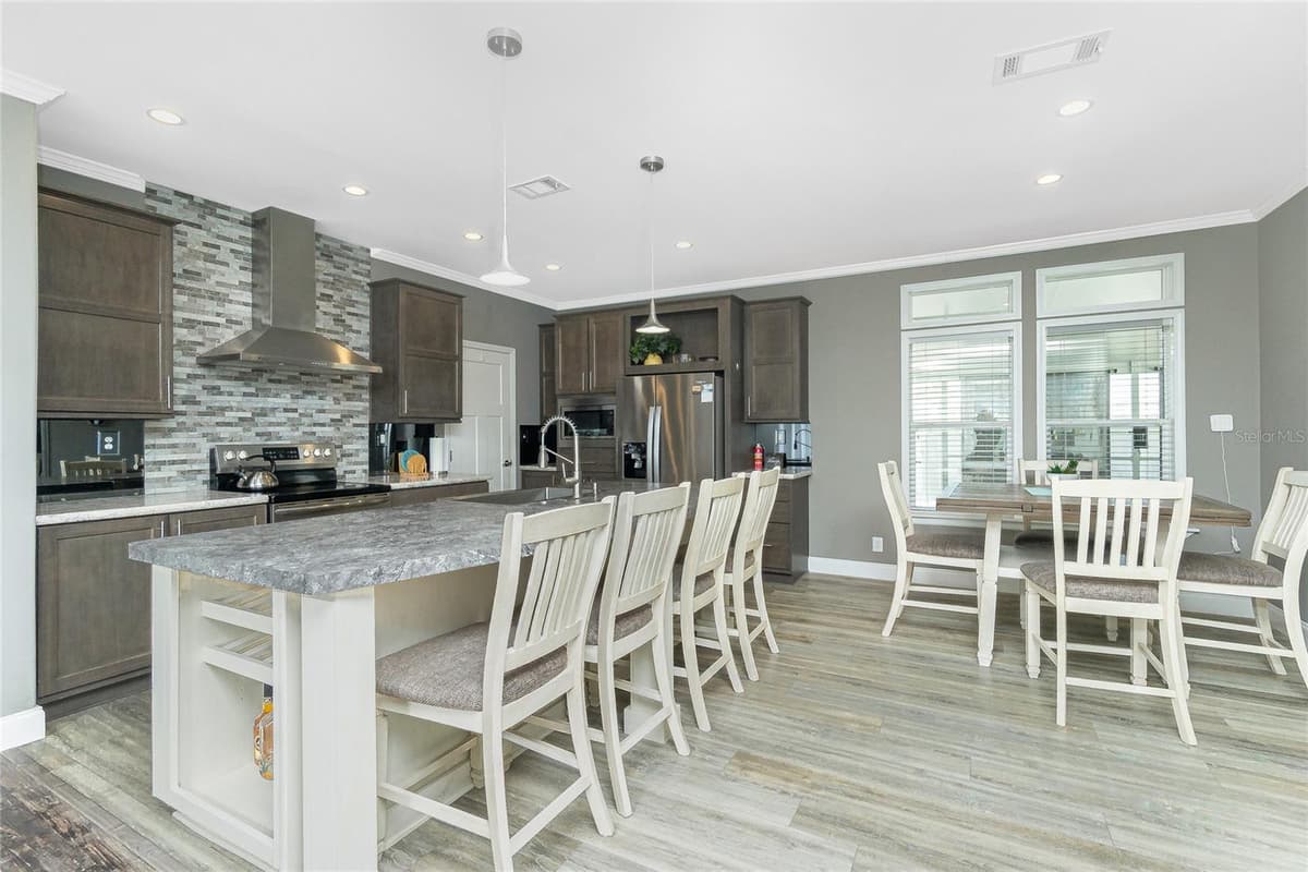 1431 SANDERLING DRIVE — photo 5 of 59