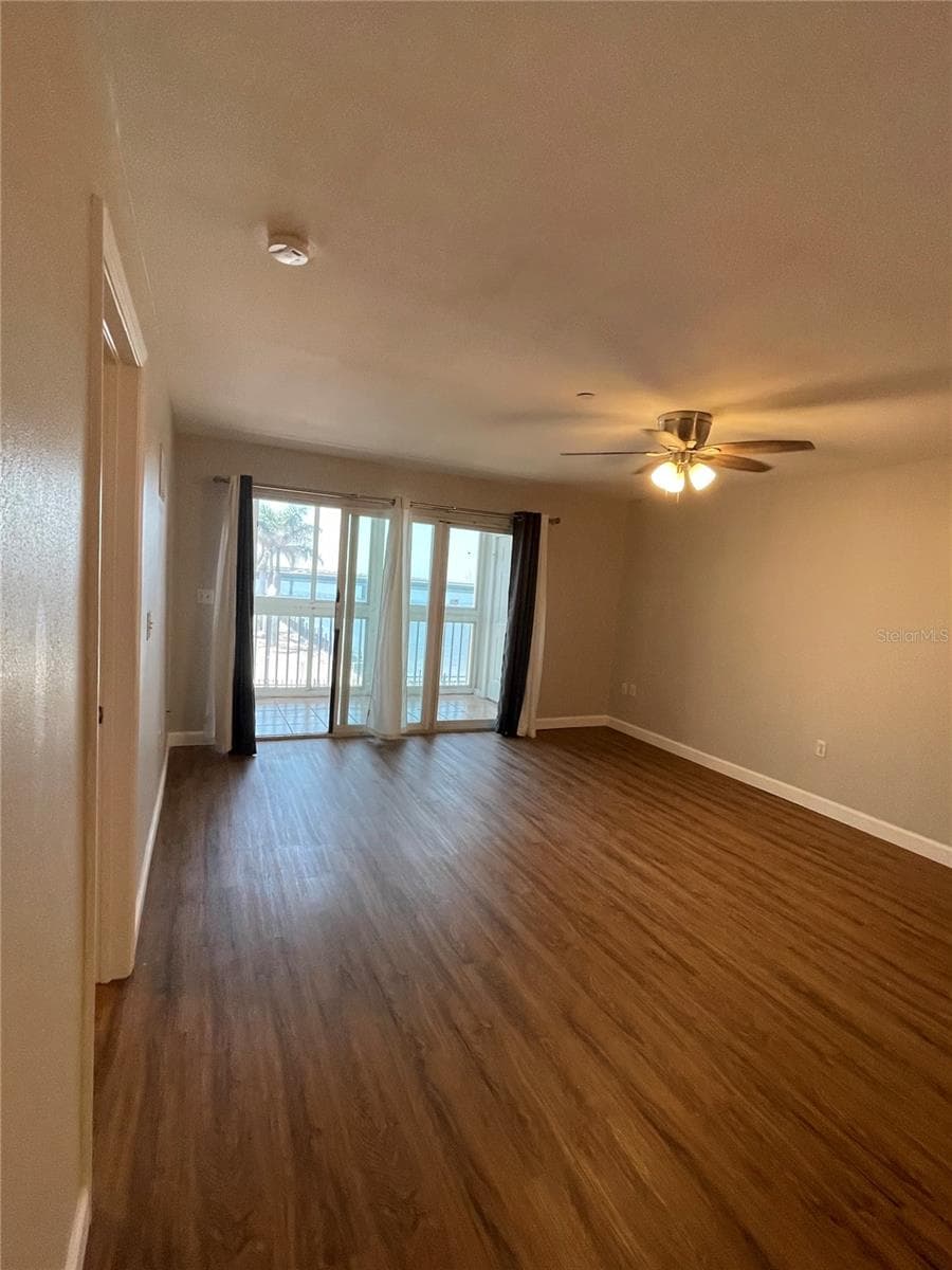 150 HARBORSIDE AVENUE — photo 59 of 66