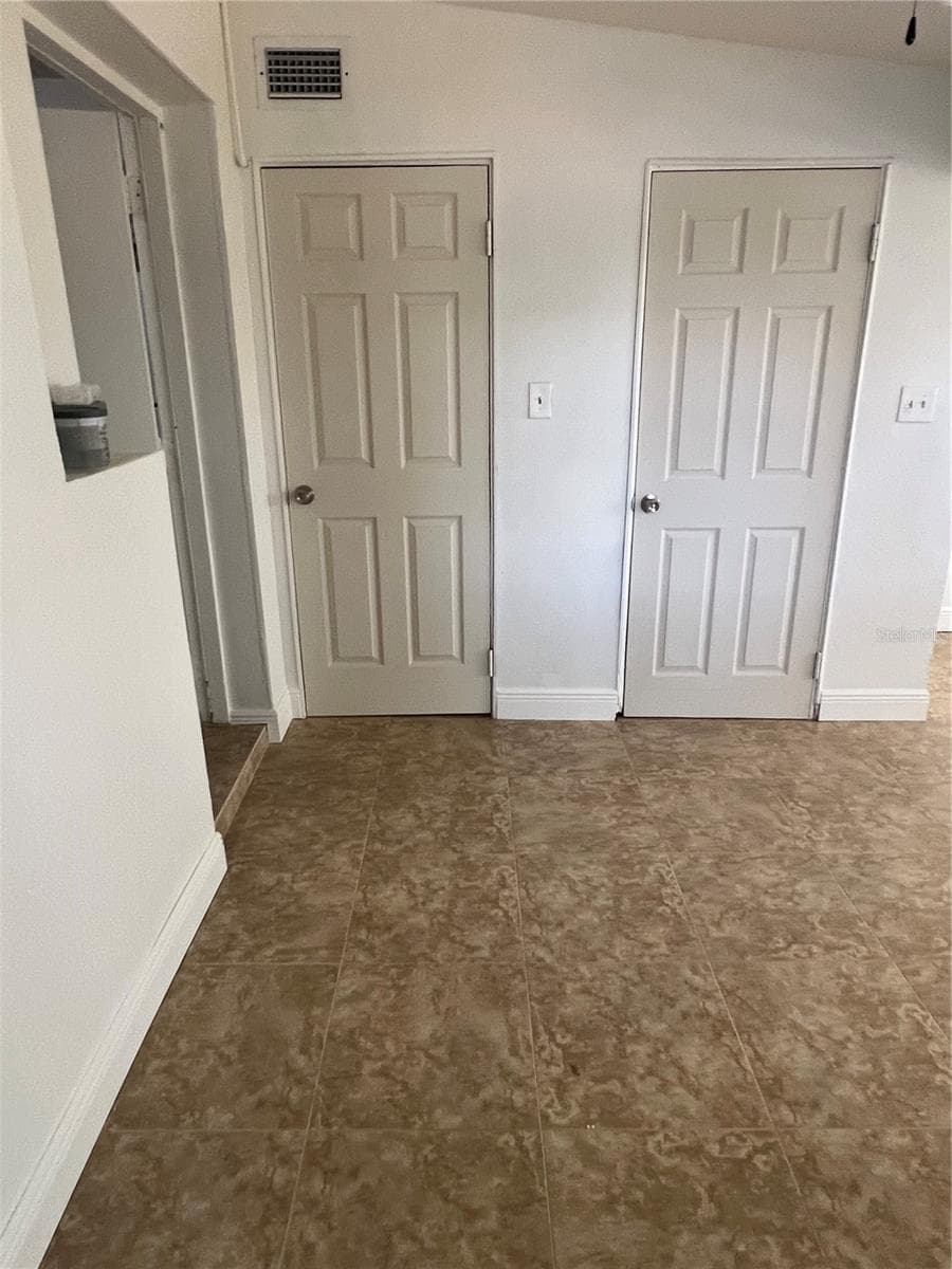 21274 COULTON AVENUE — photo 16 of 18