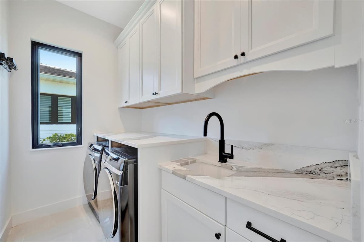5939 REDBAY BOULEVARD — photo 49 of 61