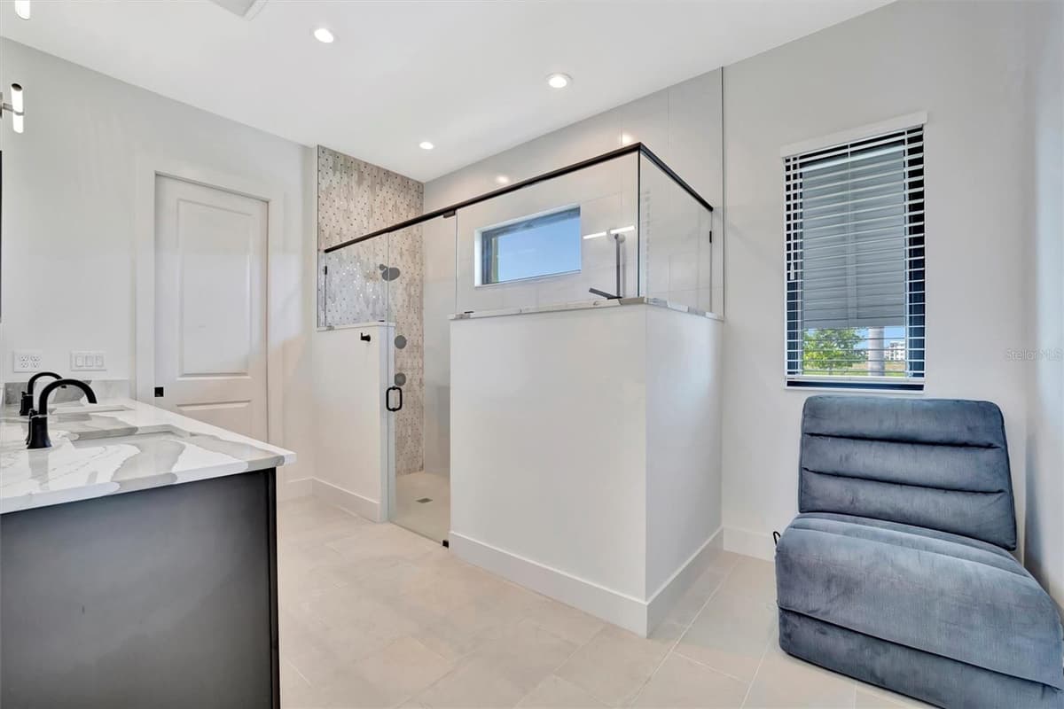 5939 REDBAY BOULEVARD — photo 35 of 61