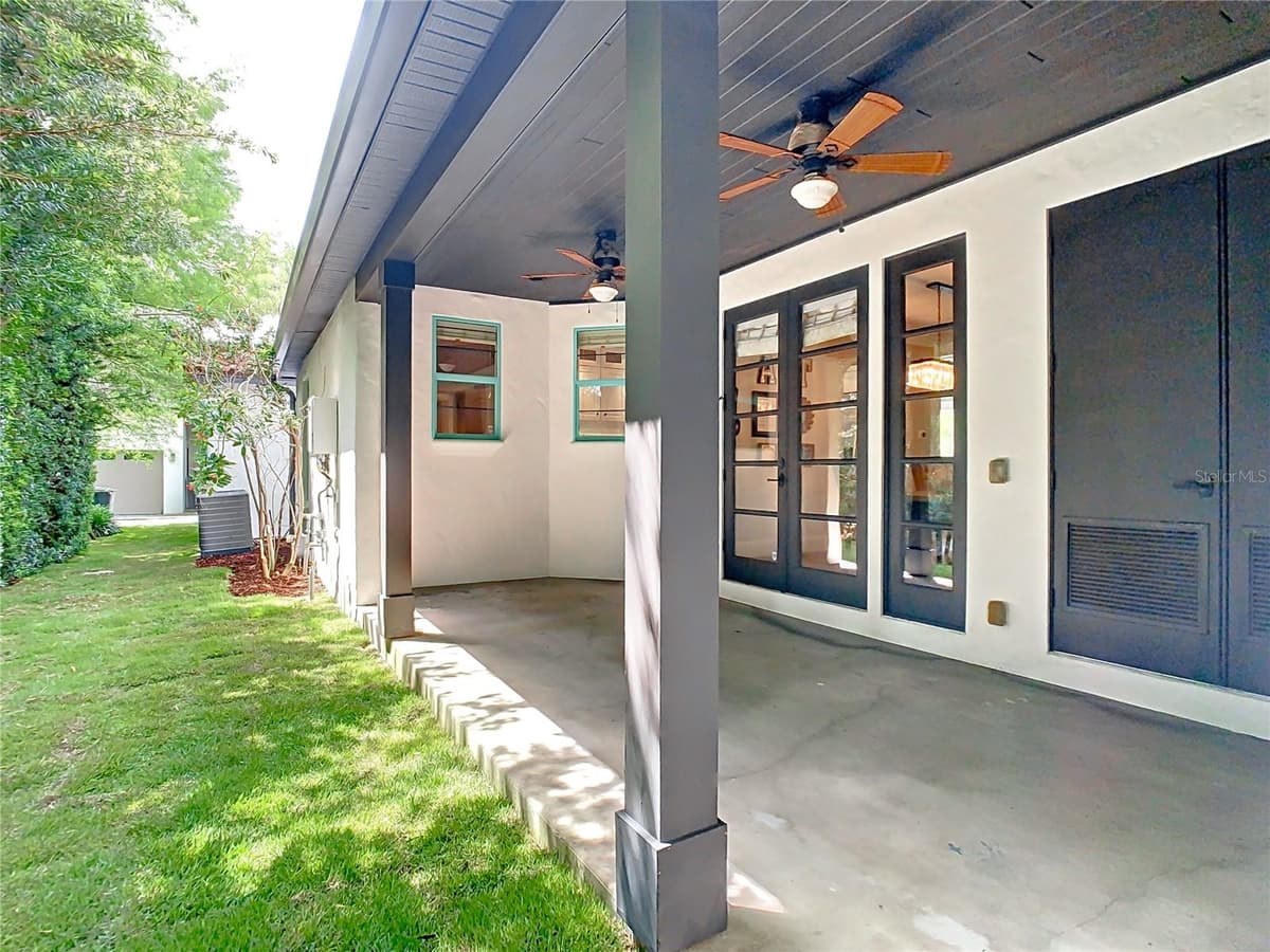 2614 PARKLAND DRIVE — photo 14 of 54