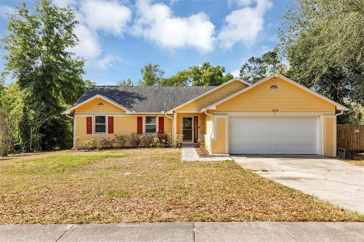 6906 COLONY OAKS LANE — photo 2 of 24