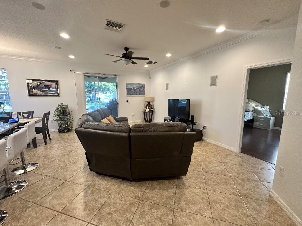 11248 MOLLYMAWK COURT — photo 4 of 21
