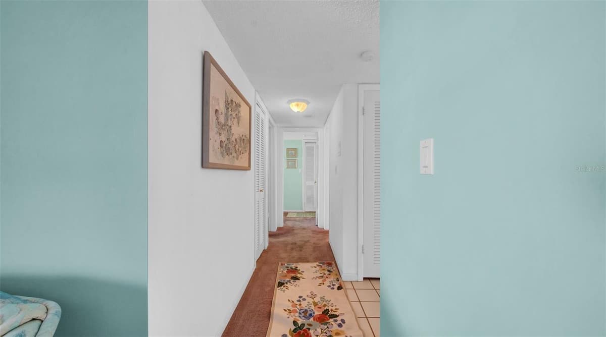 17400 GULF BOULEVARD — photo 19 of 30