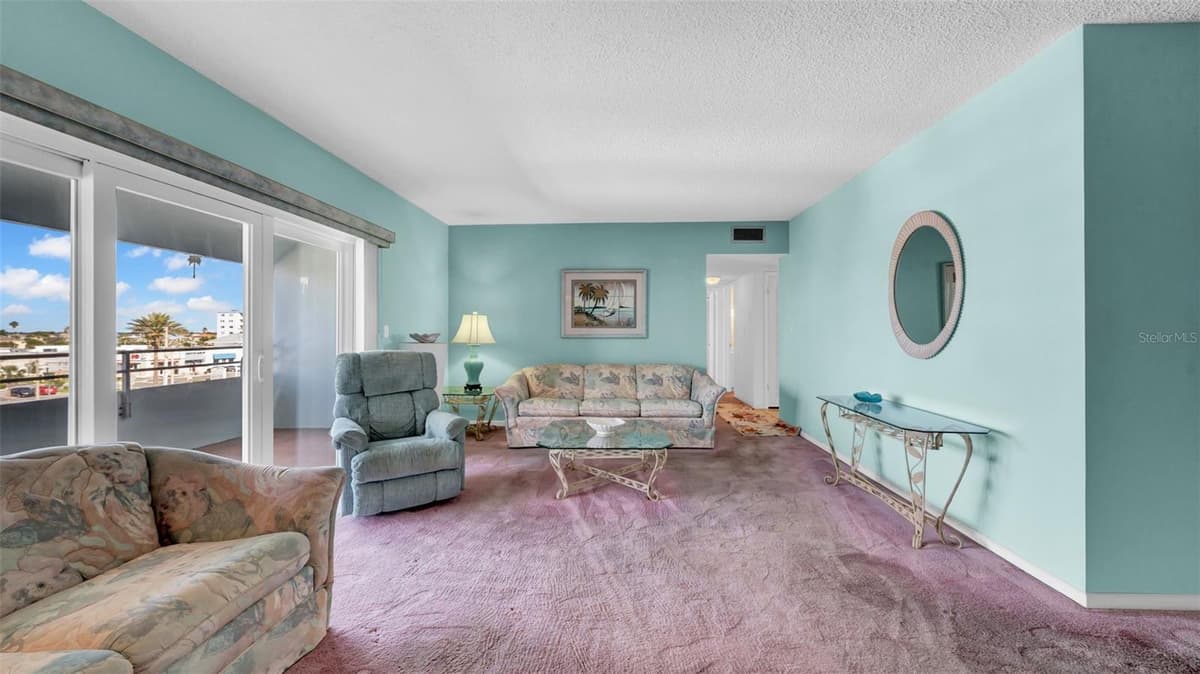 17400 GULF BOULEVARD — photo 15 of 30