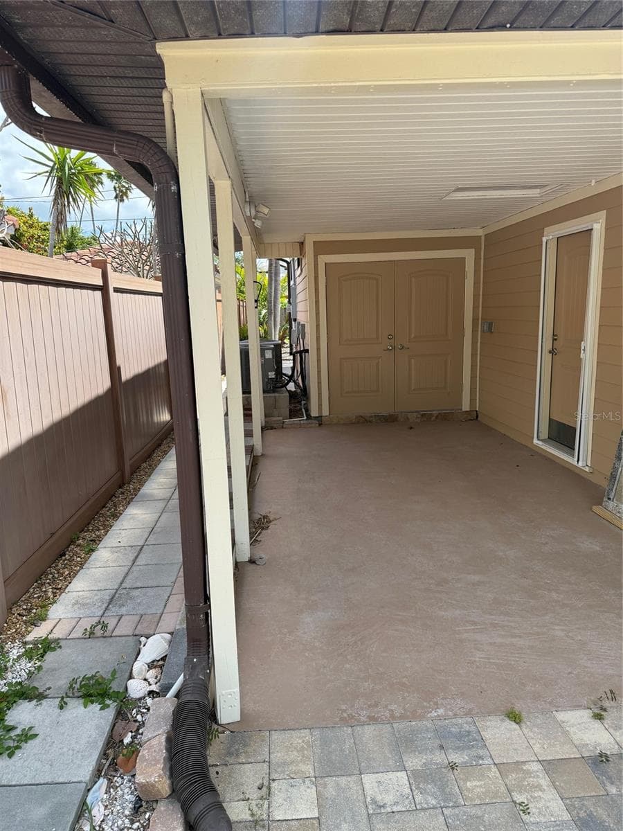 833 LANTANA AVENUE — photo 13 of 38