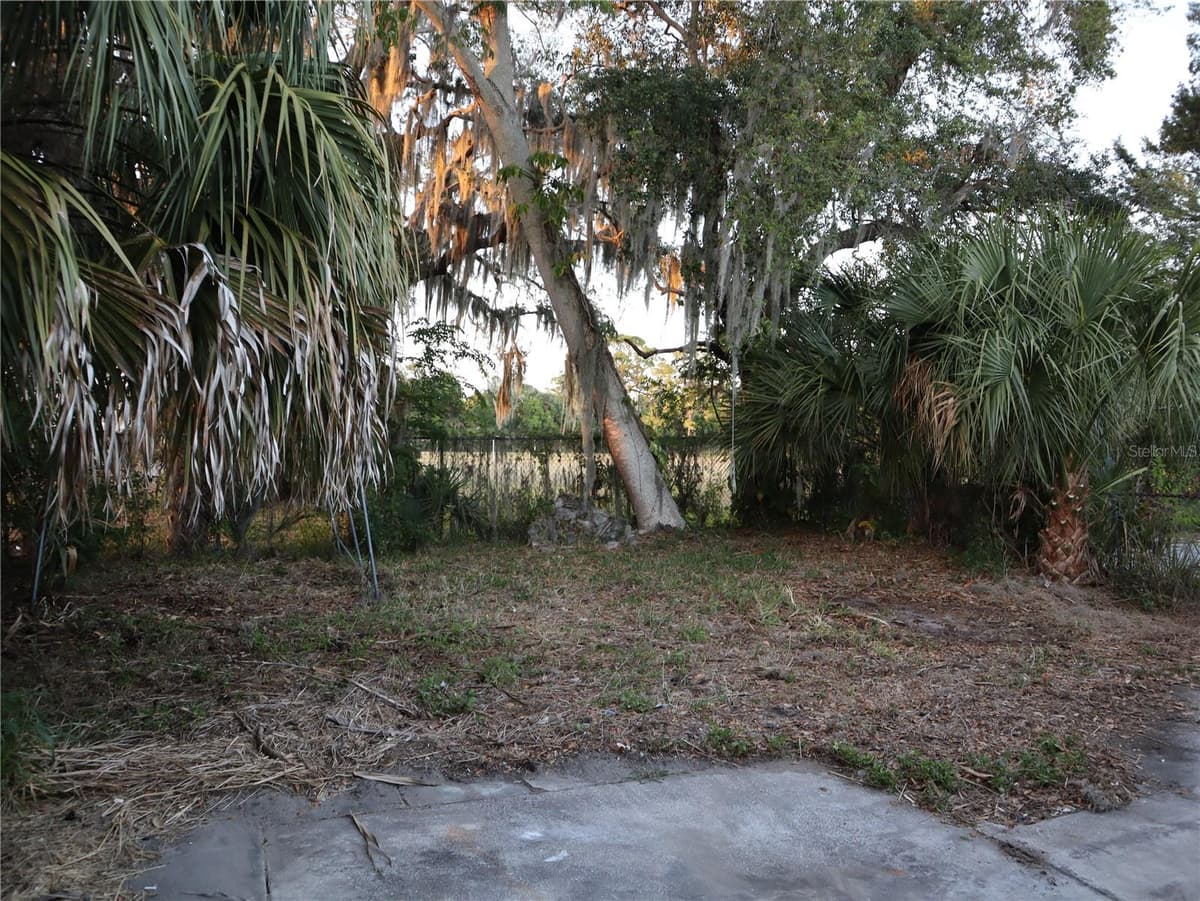 703 VENUS DRIVE — photo 14 of 14