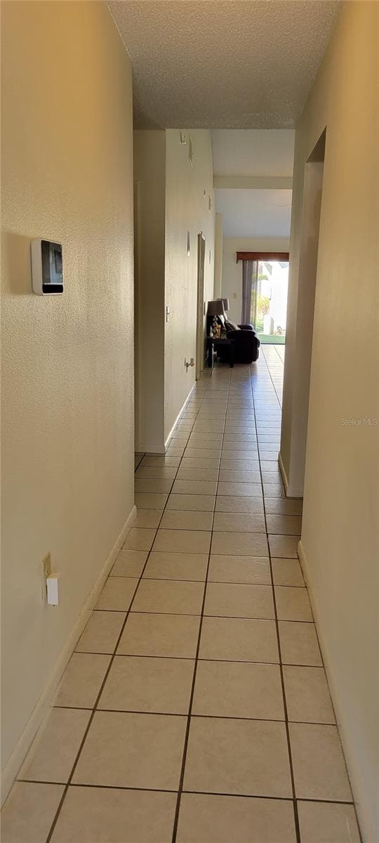 2218 ABBEY ROAD — photo 2 of 31