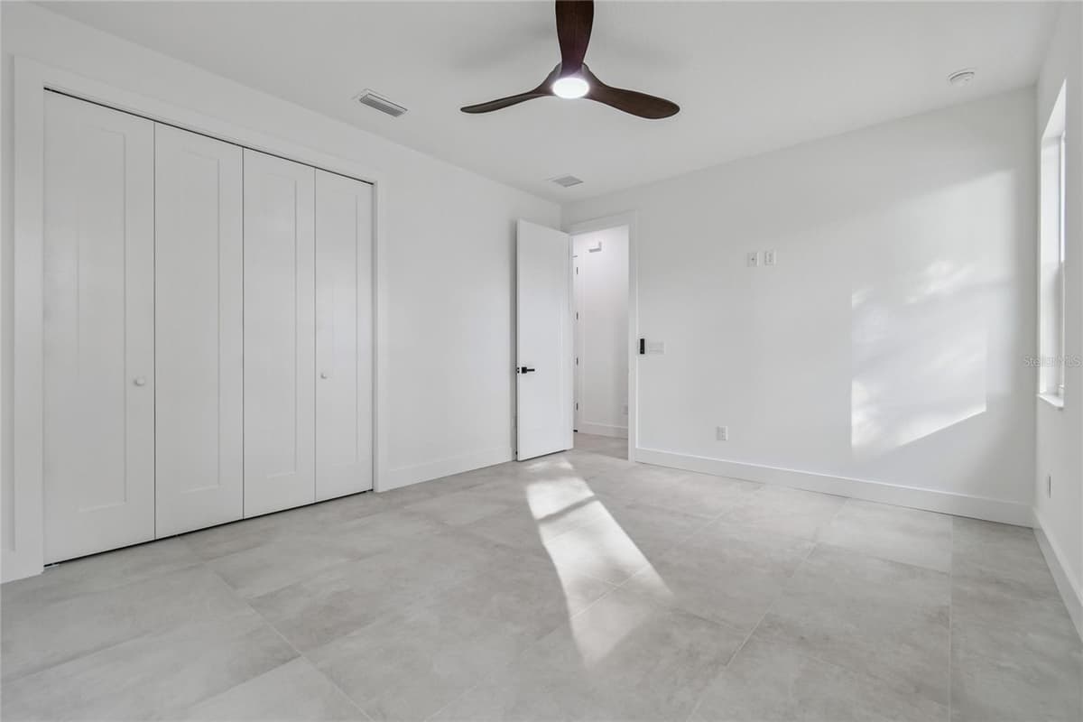 5406 PERSHING PLACE — photo 19 of 60