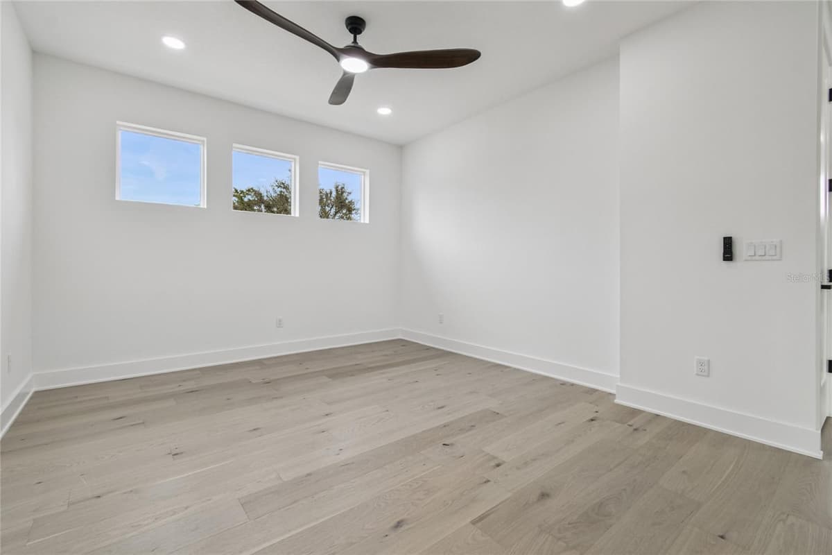 5406 PERSHING PLACE — photo 26 of 60