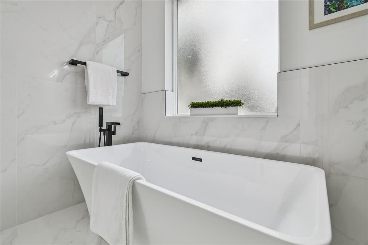 5406 PERSHING PLACE — photo 41 of 60