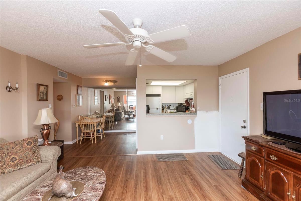 4726 MARINE PARKWAY — photo 6 of 27
