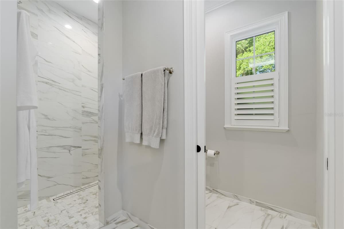 14819 21ST AVENUE — photo 53 of 100