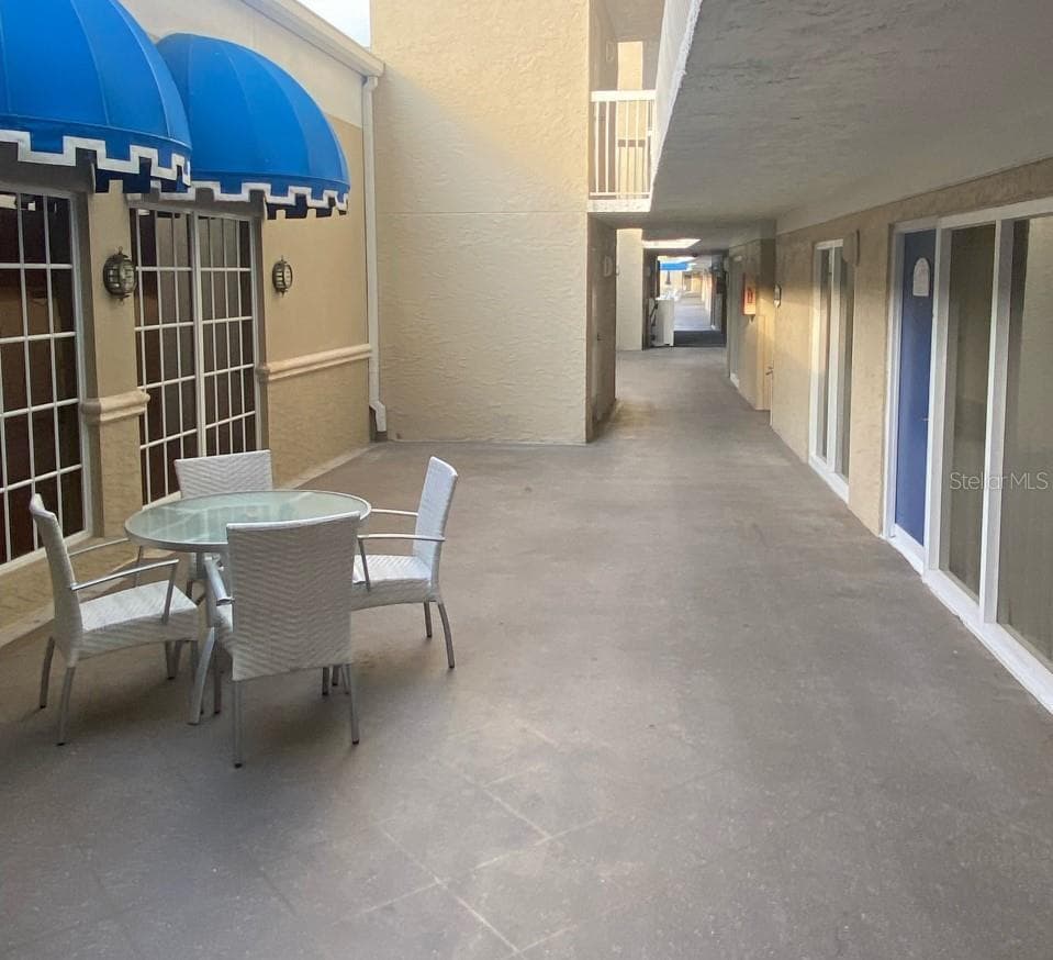 5500 GULF BOULEVARD — photo 16 of 61