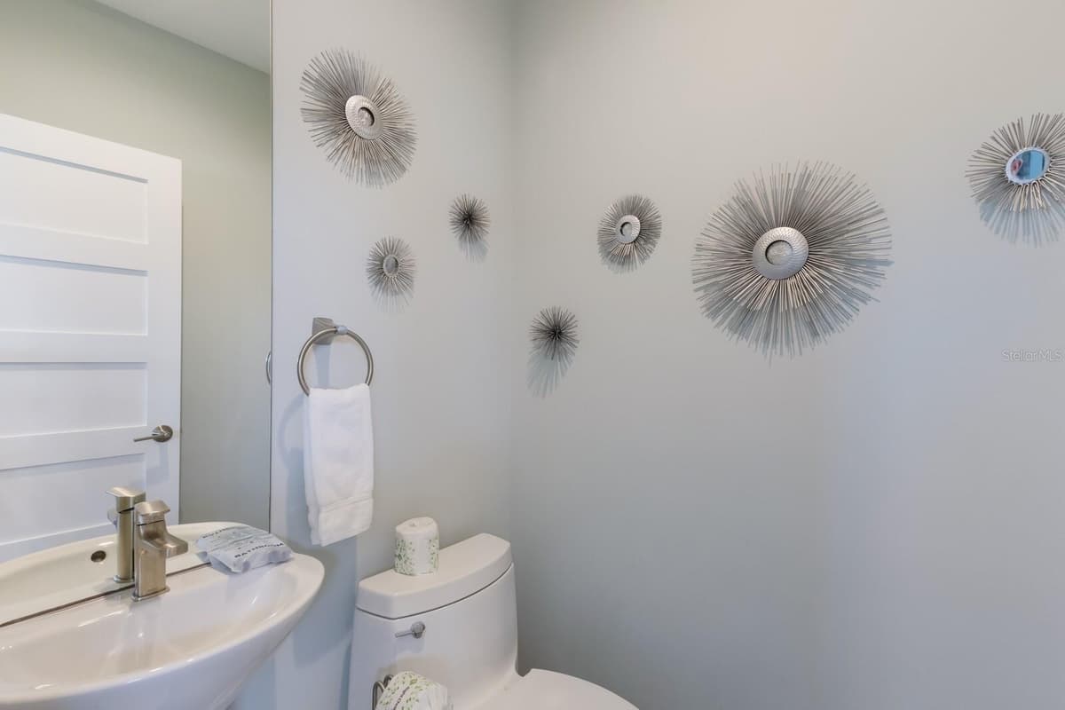 222 WILLOW AVENUE — photo 37 of 54