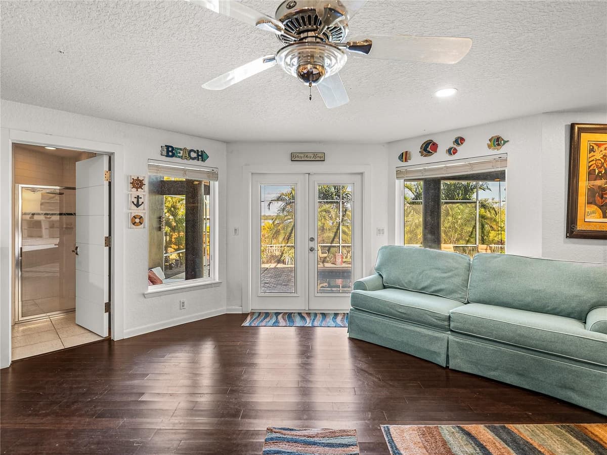 3484 SHORE DRIVE — photo 48 of 70