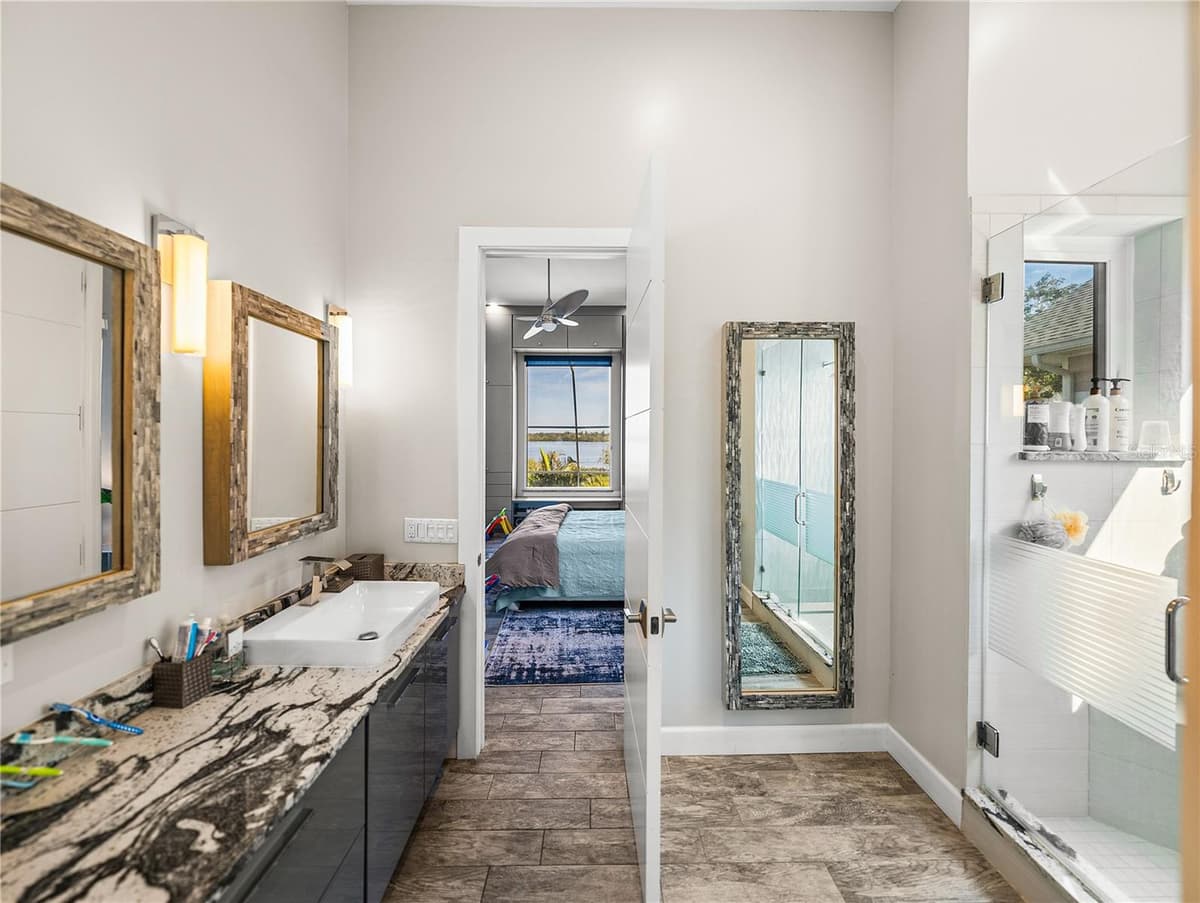 3484 SHORE DRIVE — photo 37 of 70