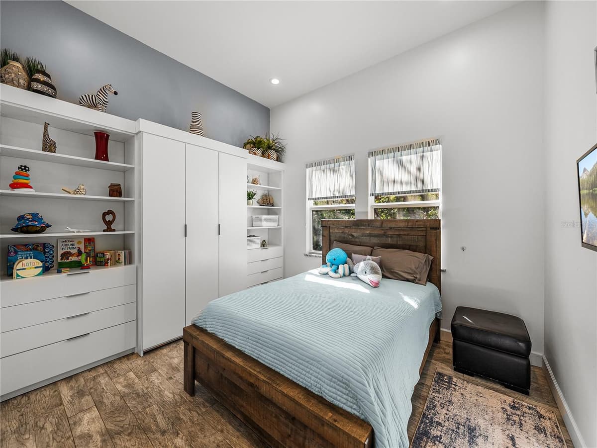 3484 SHORE DRIVE — photo 33 of 70