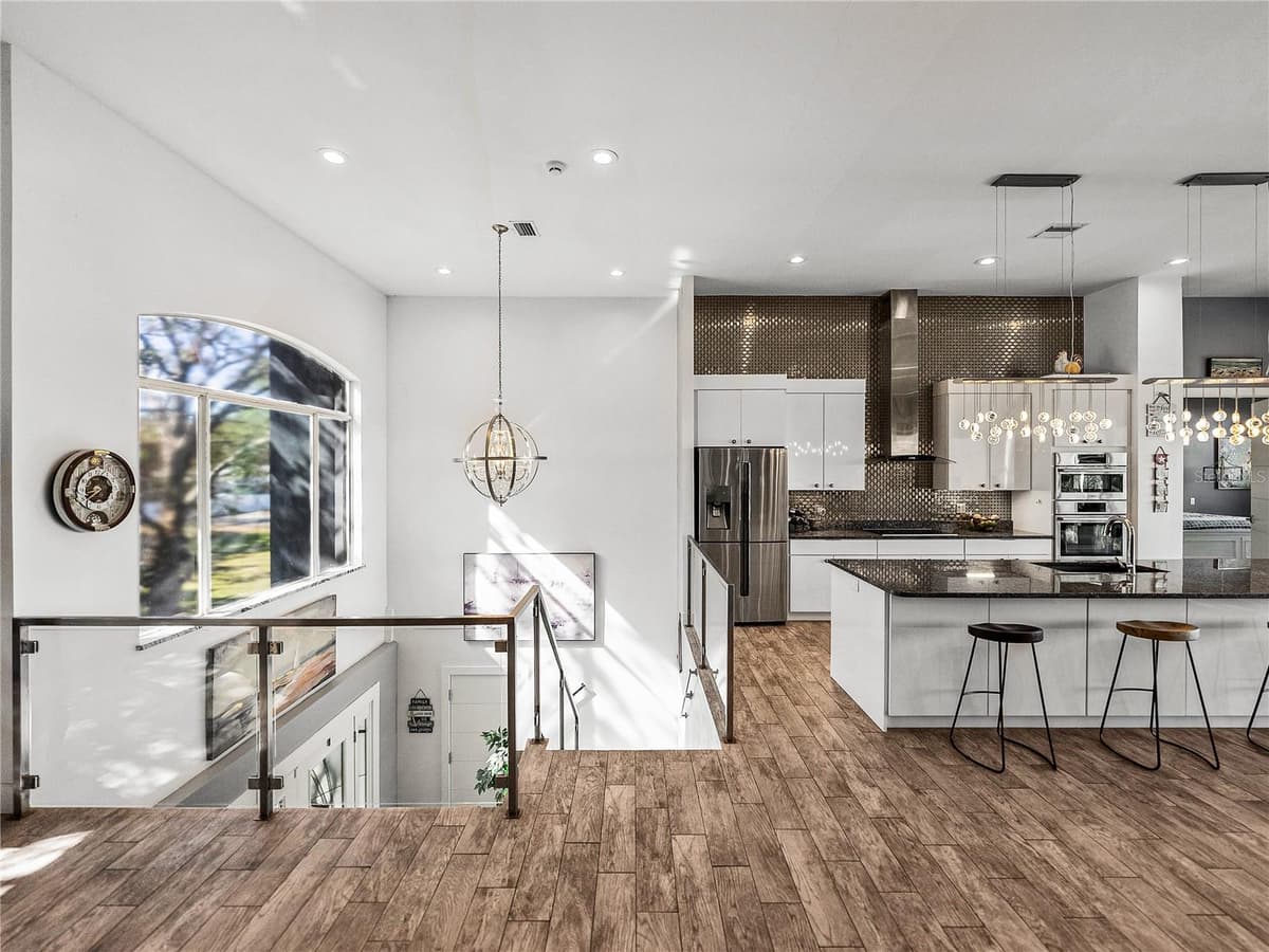 3484 SHORE DRIVE — photo 13 of 70