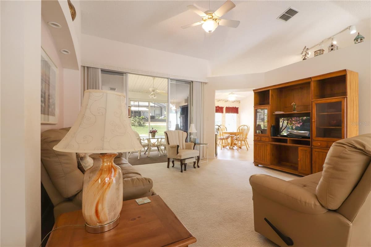 25339 CRESTWATER DRIVE — photo 4 of 22