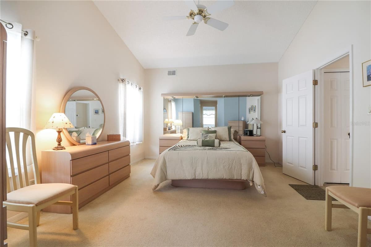 25339 CRESTWATER DRIVE — photo 10 of 22
