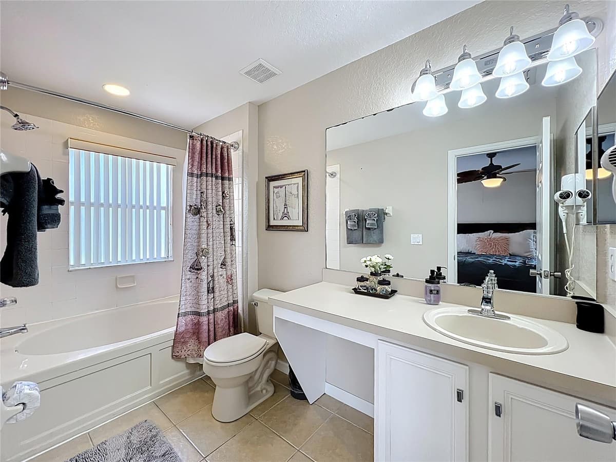 2744 CALABRIA AVENUE — photo 37 of 59