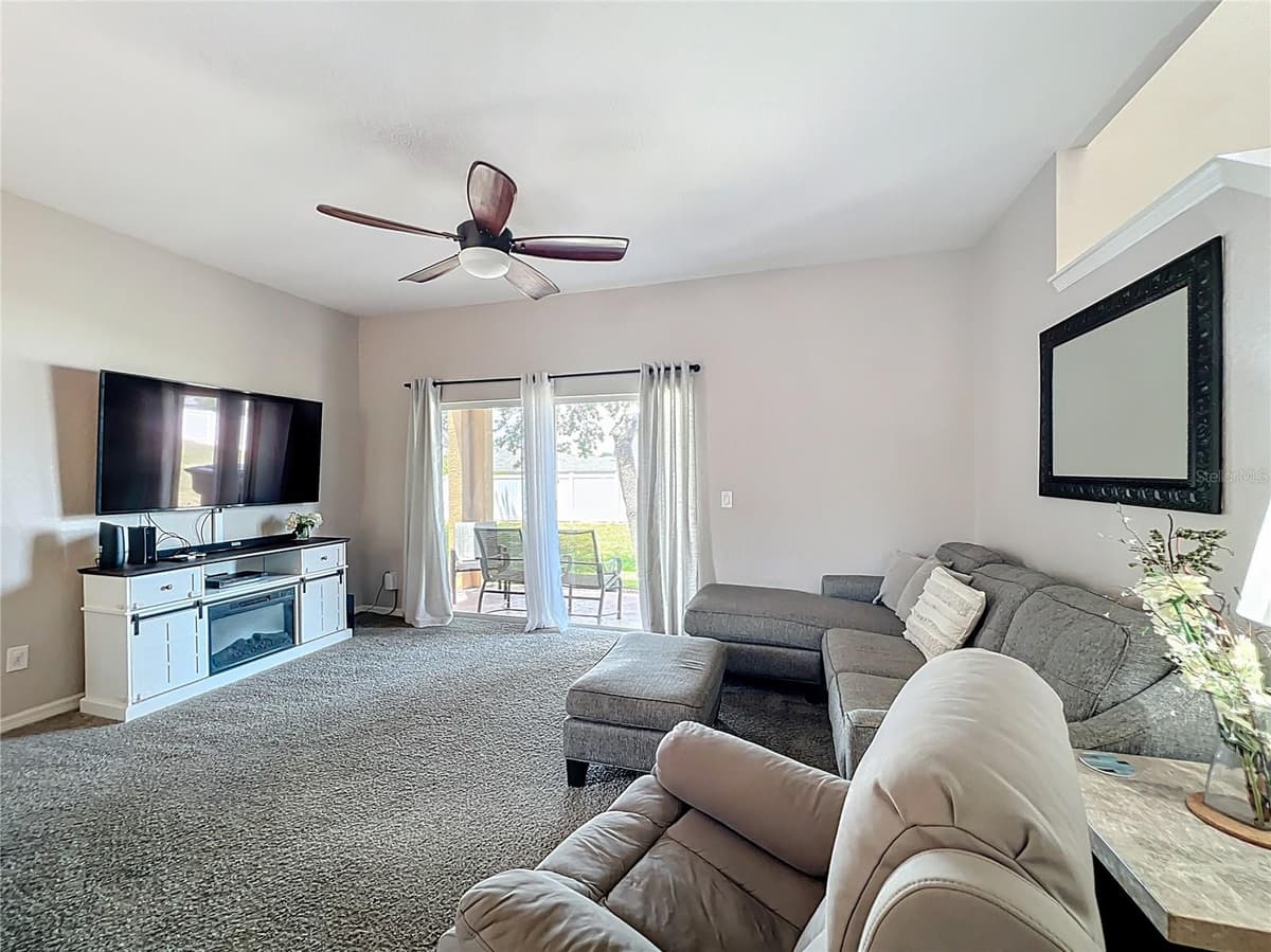 2744 CALABRIA AVENUE — photo 20 of 59