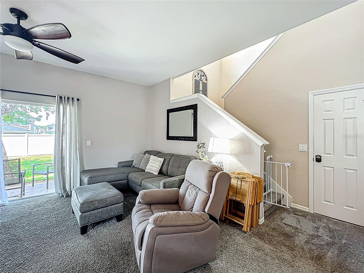 2744 CALABRIA AVENUE — photo 19 of 59