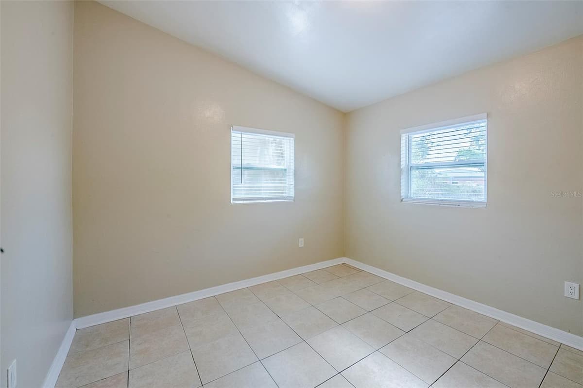 4124 CAYWOOD CIRCLE — photo 24 of 37