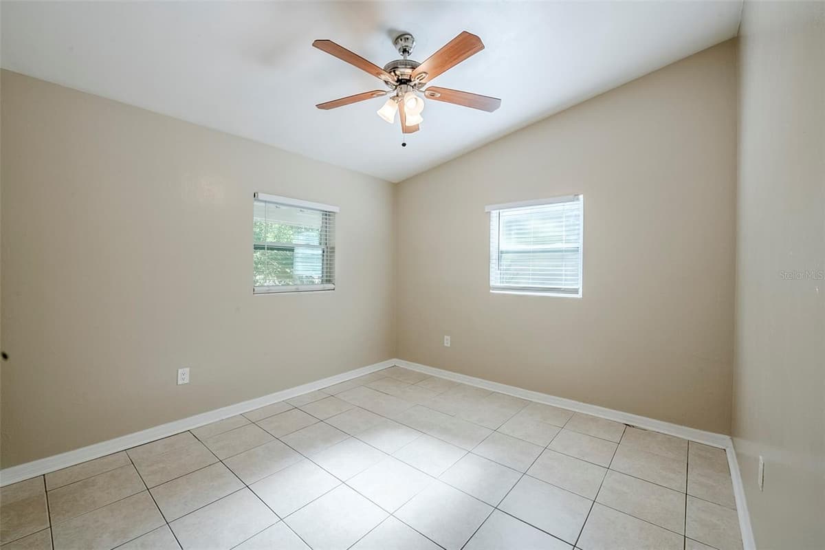 4124 CAYWOOD CIRCLE — photo 22 of 37