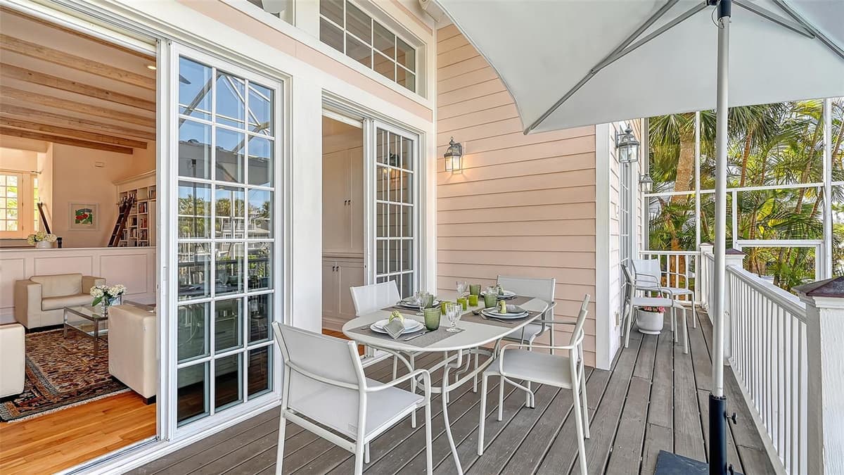 5024 COMMONWEALTH DRIVE — photo 10 of 50