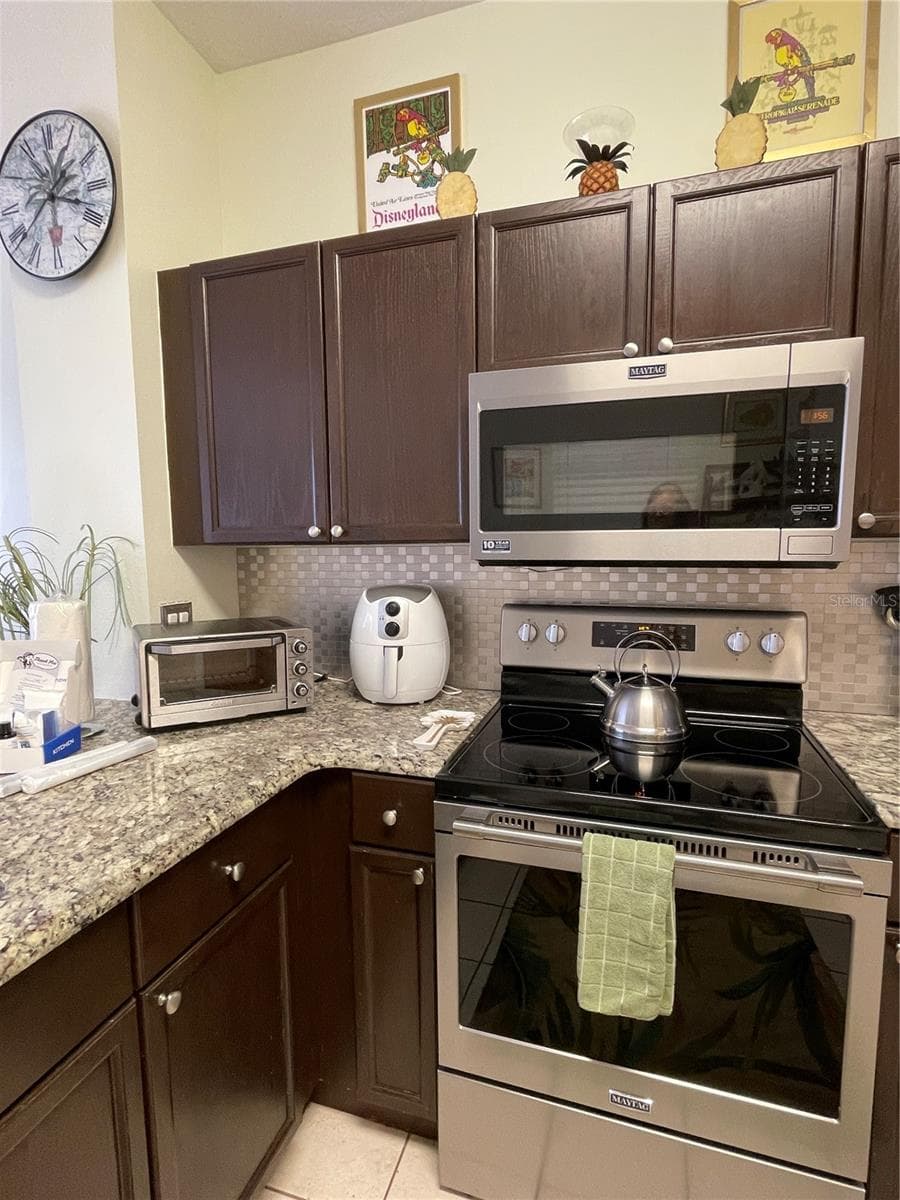 2348 SILVER PALM DRIVE — photo 10 of 73