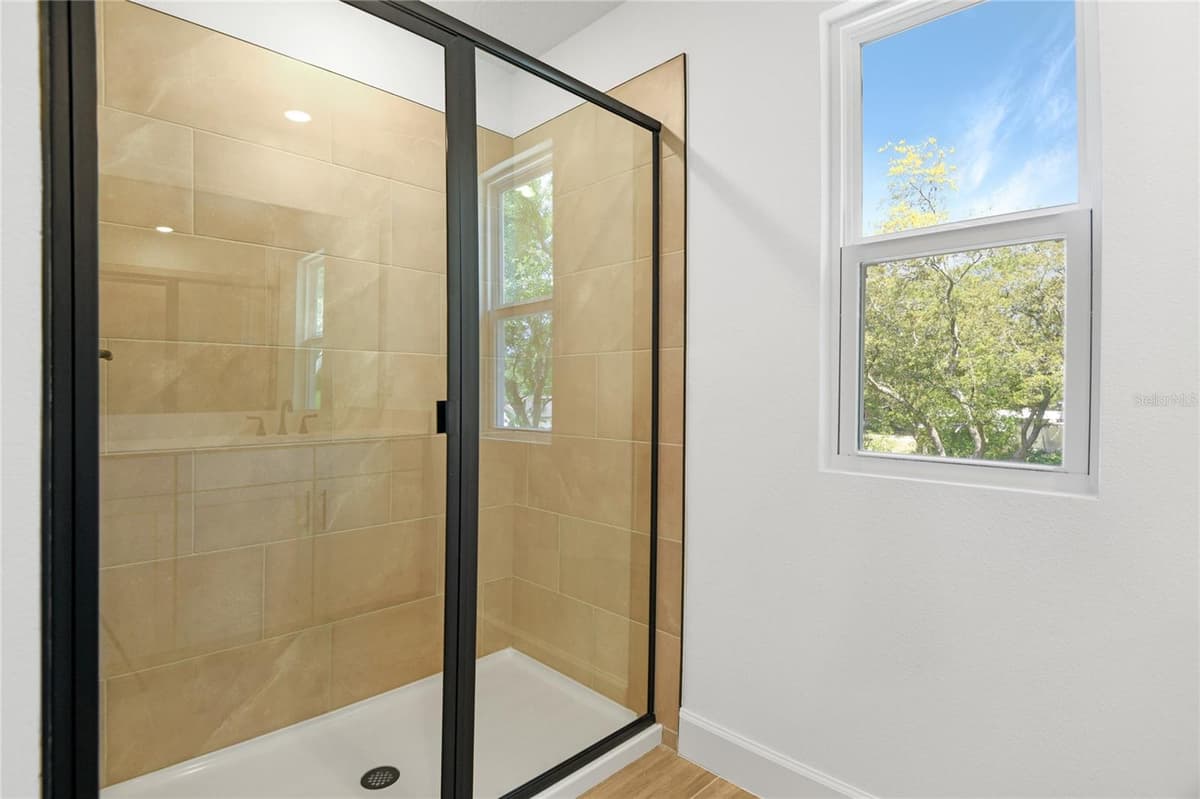 3765 DEER RIDGE DRIVE — photo 21 of 24