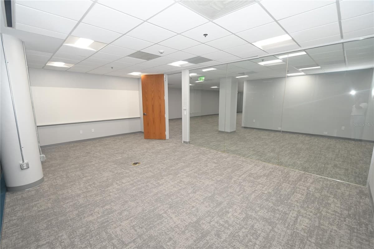 225 ROBINSON STREET — photo 13 of 37